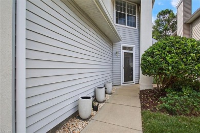 Beautifully updated 3 bedroom home in Players Choice subdivision on Kiln Creek Golf and Country Club in Virginia - for sale on GolfHomes.com, golf home, golf lot