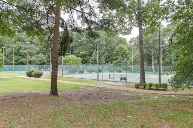 Beautifully updated 3 bedroom home in Players Choice subdivision on Kiln Creek Golf and Country Club in Virginia - for sale on GolfHomes.com, golf home, golf lot
