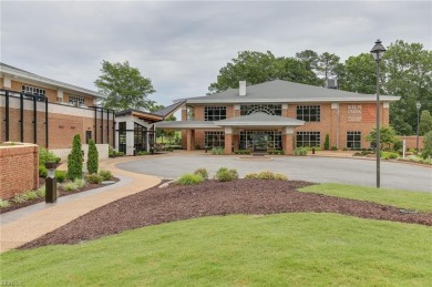 Beautifully updated 3 bedroom home in Players Choice subdivision on Kiln Creek Golf and Country Club in Virginia - for sale on GolfHomes.com, golf home, golf lot