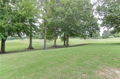 Beautifully updated 3 bedroom home in Players Choice subdivision on Kiln Creek Golf and Country Club in Virginia - for sale on GolfHomes.com, golf home, golf lot