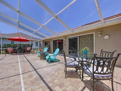 Paradise found in gated Glen Lakes golf course community! This on Glen Lakes Country Club in Florida - for sale on GolfHomes.com, golf home, golf lot