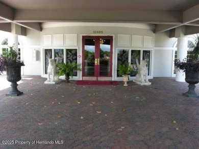 Paradise found in gated Glen Lakes golf course community! This on Glen Lakes Country Club in Florida - for sale on GolfHomes.com, golf home, golf lot
