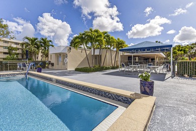 Enjoy golf course living in Deer Creek--a golf community with no on Deer Creek Golf Club in Florida - for sale on GolfHomes.com, golf home, golf lot