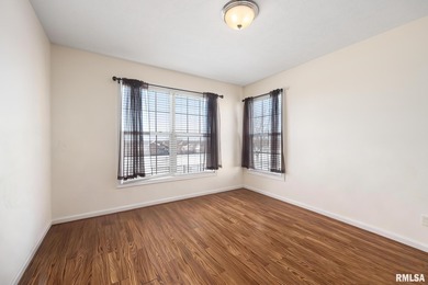 Welcome home to 4815 N. Weaverridge Boulevard! This 4-bedroom, 2 on WeaverRidge Golf Club in Illinois - for sale on GolfHomes.com, golf home, golf lot