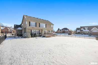 Welcome home to 4815 N. Weaverridge Boulevard! This 4-bedroom, 2 on WeaverRidge Golf Club in Illinois - for sale on GolfHomes.com, golf home, golf lot