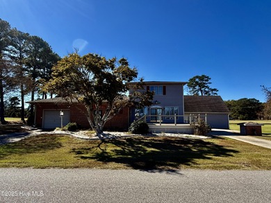 Welcome to a stunning entertainer's paradise! This beautiful on Roanoke Country Club in North Carolina - for sale on GolfHomes.com, golf home, golf lot
