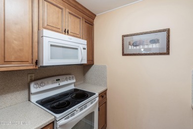Welcome to this end unit Greenbriar model home located in the on Leisure Village East in New Jersey - for sale on GolfHomes.com, golf home, golf lot