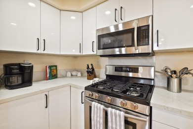 Two story Courtyard Villa townhouse with 3-bedrooms & 3-baths on Ironwood Country Club in California - for sale on GolfHomes.com, golf home, golf lot