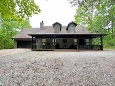 Welcome to this gorgeous home located on 1.16 acres!  This on Holiday Island Golf Course in Arkansas - for sale on GolfHomes.com, golf home, golf lot