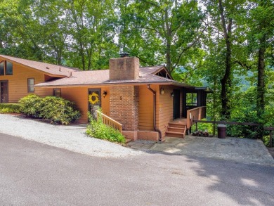 Wonderful Townhome to come to the mountains and relax at on Mill Creek Country Club in North Carolina - for sale on GolfHomes.com, golf home, golf lot