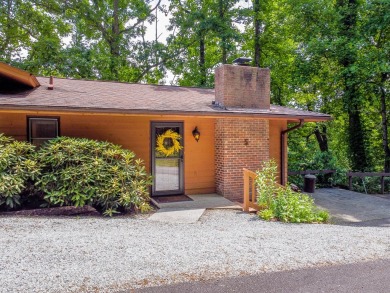 Wonderful Townhome to come to the mountains and relax at on Mill Creek Country Club in North Carolina - for sale on GolfHomes.com, golf home, golf lot