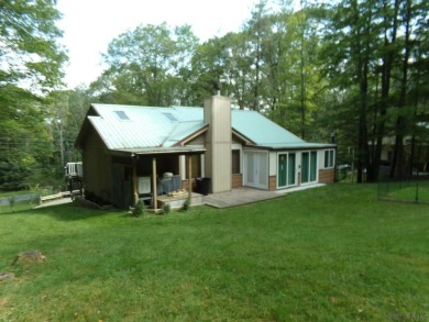 INDIAN LAKE This unique property offers a bit of everything! on Indian Lake Golf Club in Pennsylvania - for sale on GolfHomes.com, golf home, golf lot