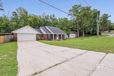 Welcome to Daphne's Lake Forest Golf Community!  This charming 3 on Lake Forest Yacht and Country Club in Alabama - for sale on GolfHomes.com, golf home, golf lot
