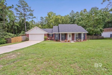 Welcome to Daphne's Lake Forest Golf Community!  This charming 3 on Lake Forest Yacht and Country Club in Alabama - for sale on GolfHomes.com, golf home, golf lot