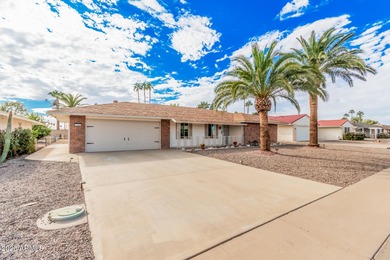 Lovely 2-bedroom, 2 full bath home in the sought-after Sun City on PalmBrook Country Club in Arizona - for sale on GolfHomes.com, golf home, golf lot