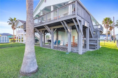Unbelievable Price Vibrant and Short term rental READY! Welcome on Rockport Country Club in Texas - for sale on GolfHomes.com, golf home, golf lot
