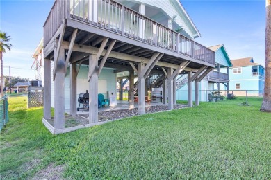 Unbelievable Price Vibrant and Short term rental READY! Welcome on Rockport Country Club in Texas - for sale on GolfHomes.com, golf home, golf lot