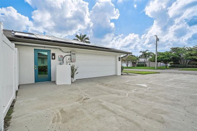 BEAUTIFULLY CURATED GOLF COURSE HOME TEE'D UP FOR HURRICANE on Seminole Lake Country Club in Florida - for sale on GolfHomes.com, golf home, golf lot