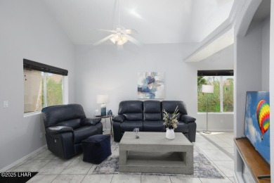 Beautiful ground floor 2 bedroom, 2 bath condo, with a garage on London Bridge Golf Course in Arizona - for sale on GolfHomes.com, golf home, golf lot