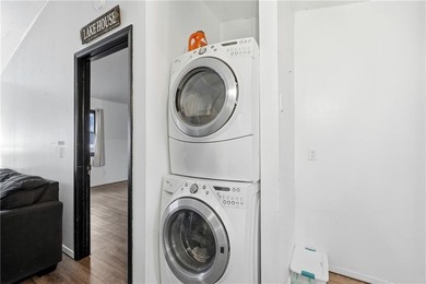 Updated golf-course duplex with strong income potential and on Holiday Island Golf Course in Arkansas - for sale on GolfHomes.com, golf home, golf lot