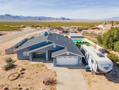 Desert Jewel Just Minutes from Kingman! Enjoy the perfect on Valle Vista Golf Course in Arizona - for sale on GolfHomes.com, golf home, golf lot