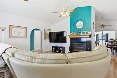 Desert Jewel Just Minutes from Kingman! Enjoy the perfect on Valle Vista Golf Course in Arizona - for sale on GolfHomes.com, golf home, golf lot