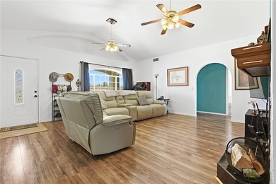 Desert Jewel Just Minutes from Kingman! Enjoy the perfect on Valle Vista Golf Course in Arizona - for sale on GolfHomes.com, golf home, golf lot