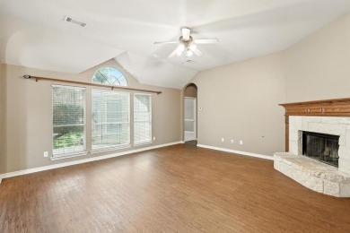 Beautifully Maintained 4-Bed, 2-Bath Home in Wynstone at Oakmont on Oakmont Country Club in Texas - for sale on GolfHomes.com, golf home, golf lot