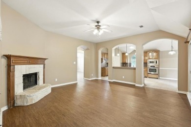 Beautifully Maintained 4-Bed, 2-Bath Home in Wynstone at Oakmont on Oakmont Country Club in Texas - for sale on GolfHomes.com, golf home, golf lot