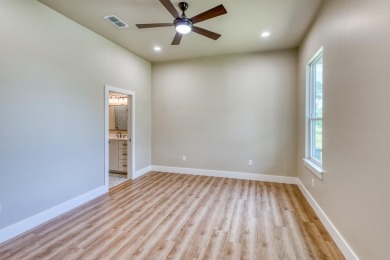 Sleek New transitional home close to the back gate into on Ram Rock Golf Course in Texas - for sale on GolfHomes.com, golf home, golf lot