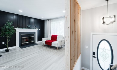 MODERN MINIMALISTIC POCONOS LAKE HOME Completely Renovated 3/4BR on Pocono Farms Country Club in Pennsylvania - for sale on GolfHomes.com, golf home, golf lot