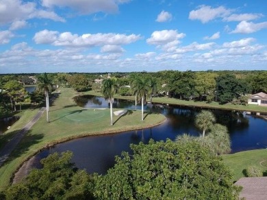 Magnificent lake view 2 bedroom, 2 bathroom, 2 car garage home on Boca Delray Golf and Country Club in Florida - for sale on GolfHomes.com, golf home, golf lot