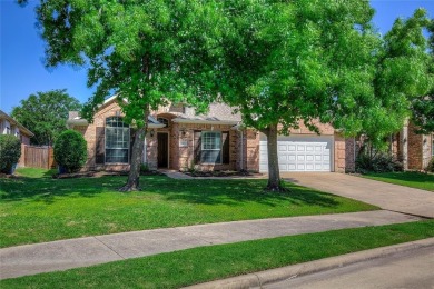 Welcome to 10801 Winged Foot Drive - A Move-In Ready Home! This on Jim Boggs in Texas - for sale on GolfHomes.com, golf home, golf lot