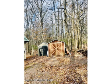 Classic Pocono Chalet in Lake Harmony Estates excellent location on Split Rock Resort and Country Club in Pennsylvania - for sale on GolfHomes.com, golf home, golf lot