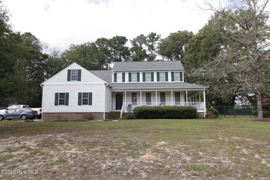This stunning 4 bedroom, 3 bath home is a rare find nestled in on Majestic Pines Golf and Country Club in North Carolina - for sale on GolfHomes.com, golf home, golf lot