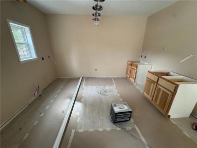 This single-level 3 bed, 2 bath home is perfectly placed right on Eagle Ridge Golf Course in Minnesota - for sale on GolfHomes.com, golf home, golf lot