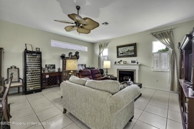 Looking for a place with a tropical vibe? Then come and on Glen Lakes Country Club in Florida - for sale on GolfHomes.com, golf home, golf lot