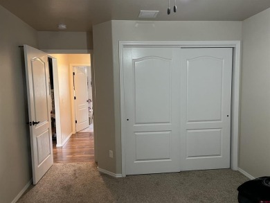 Vicki L Jones, RE/MAX Alpine View, C: , vickijones,  : Stand on Black Canyon Golf Club At Montrose in Colorado - for sale on GolfHomes.com, golf home, golf lot