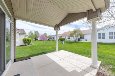 Gorgeous remodeled 2 bedroom & 2 bathroom Ranch home in Carillon on Carillon Lakes 3 Hole Course in Illinois - for sale on GolfHomes.com, golf home, golf lot