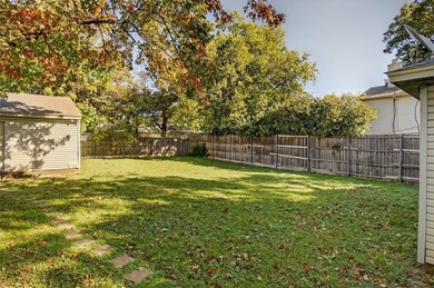 IF YOU HAVE A VISION AND KNOW THE COST OF WHAT IT'S GOING TO on Stevens Park Golf Course in Texas - for sale on GolfHomes.com, golf home, golf lot