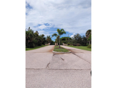 43 ACRE BUILDABLE LOT, W/ DEEDED BOAT DOCK.  In the Gated on Rotonda Golf and Country Club The Links Course in Florida - for sale on GolfHomes.com, golf home, golf lot