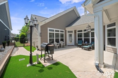 Meticulously Maintained, 2 Bedroom, 2 Bath Home with 2 Car on The Peninsula Club in North Carolina - for sale on GolfHomes.com, golf home, golf lot