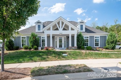 Meticulously Maintained, 2 Bedroom, 2 Bath Home with 2 Car on The Peninsula Club in North Carolina - for sale on GolfHomes.com, golf home, golf lot