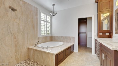 Beautifully maintained, newly painted, move-in ready home on Siena Golf Club in Nevada - for sale on GolfHomes.com, golf home, golf lot