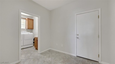 Beautifully maintained, newly painted, move-in ready home on Siena Golf Club in Nevada - for sale on GolfHomes.com, golf home, golf lot
