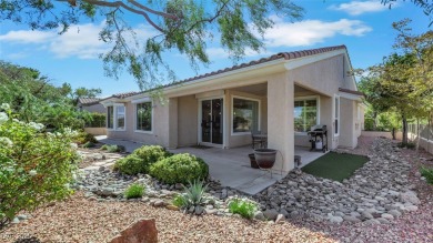 Beautifully maintained, newly painted, move-in ready home on Siena Golf Club in Nevada - for sale on GolfHomes.com, golf home, golf lot