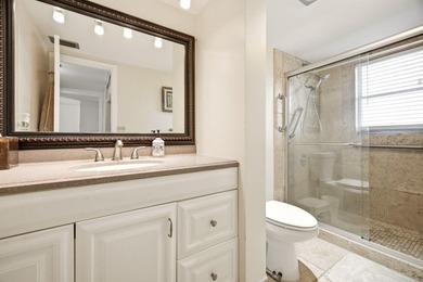 Beautifully maintained 2nd-floor 1-bedroom, 1.5-bath condo with on  in Florida - for sale on GolfHomes.com, golf home, golf lot