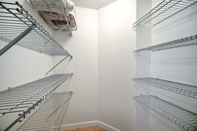 Beautifully maintained 2nd-floor 1-bedroom, 1.5-bath condo with on  in Florida - for sale on GolfHomes.com, golf home, golf lot