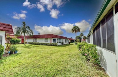 Newly retired or transitioning...look no further! Kings Point is on Kings Point Golf - Executive in Florida - for sale on GolfHomes.com, golf home, golf lot