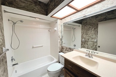 Welcome to your slice of paradise in Bardmoor Country Club! This on Bardmoor Golf and Tennis Club in Florida - for sale on GolfHomes.com, golf home, golf lot